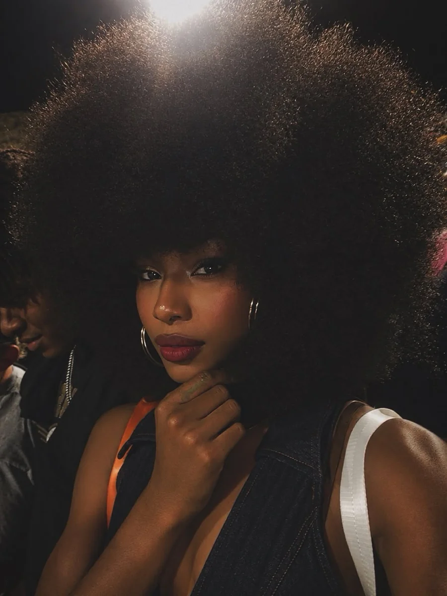Voluminous Afro Glow